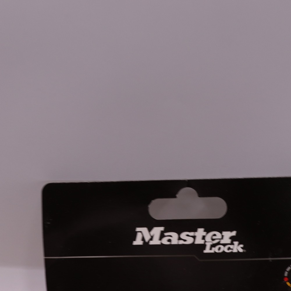 Master Lock Padlock with Key Laminated Steel 1-9/16"