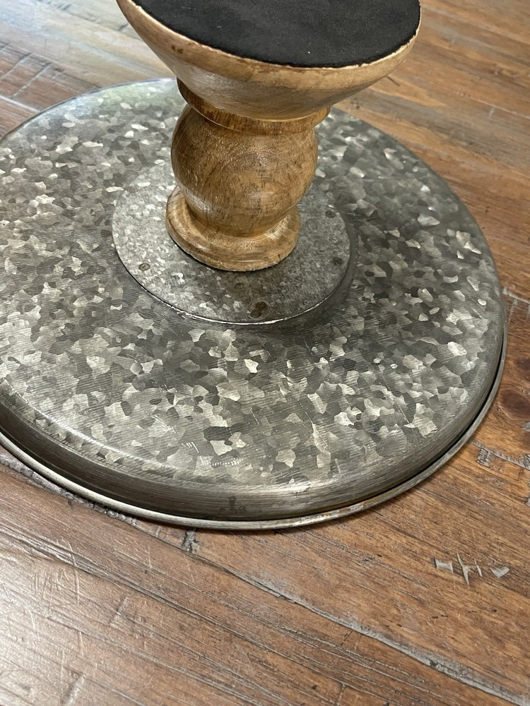 Boston Warehouse Cake Stand