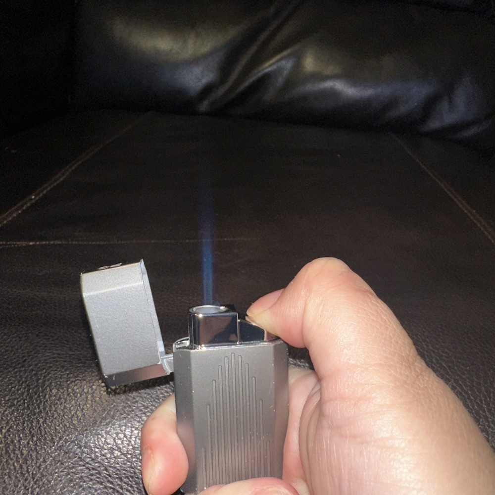 Vintage Ronson Jet Lite Lighter