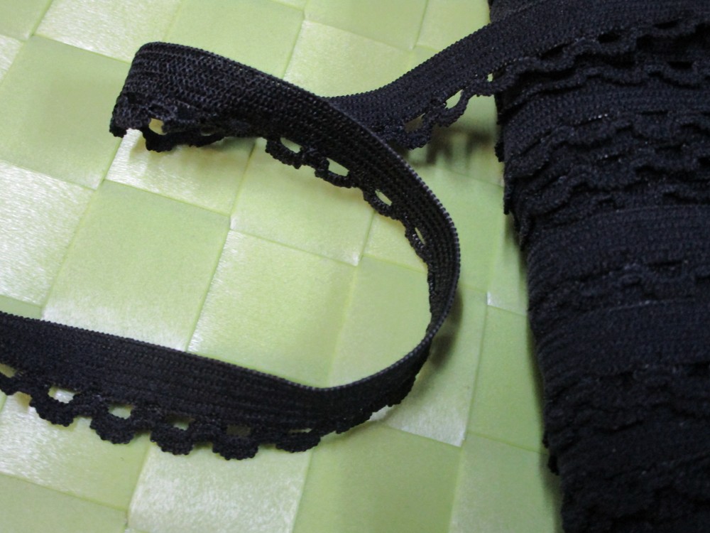 10 yards 1/2" width in black color stretch scroll elastic trim for your design