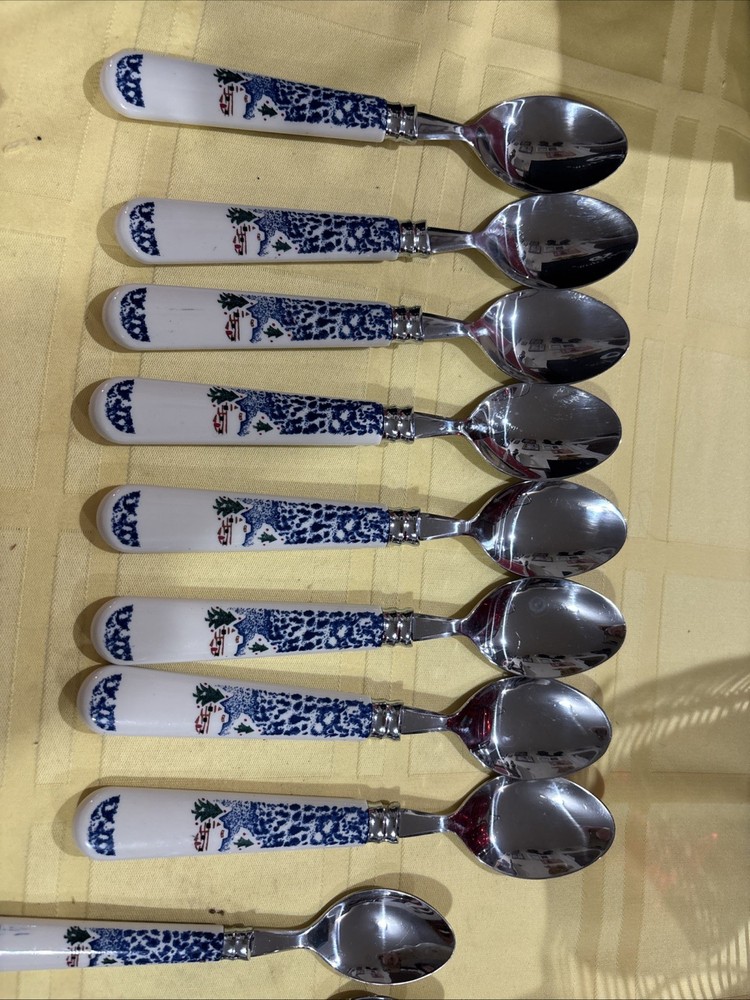 Flatware Christmas Cabin in Snow Stainless 8 Place Settings Tienshan Silverware