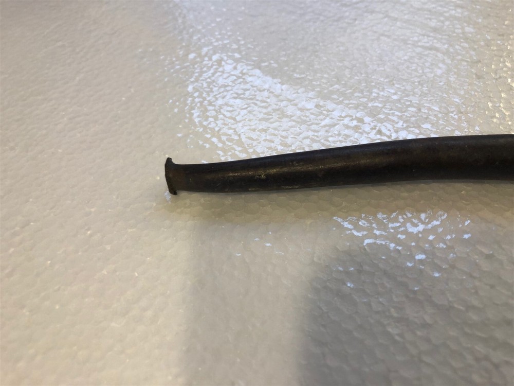 Vintage Hand Forged Primitive Tool Pry Bar Chisel Nail Puller 14.5" long
