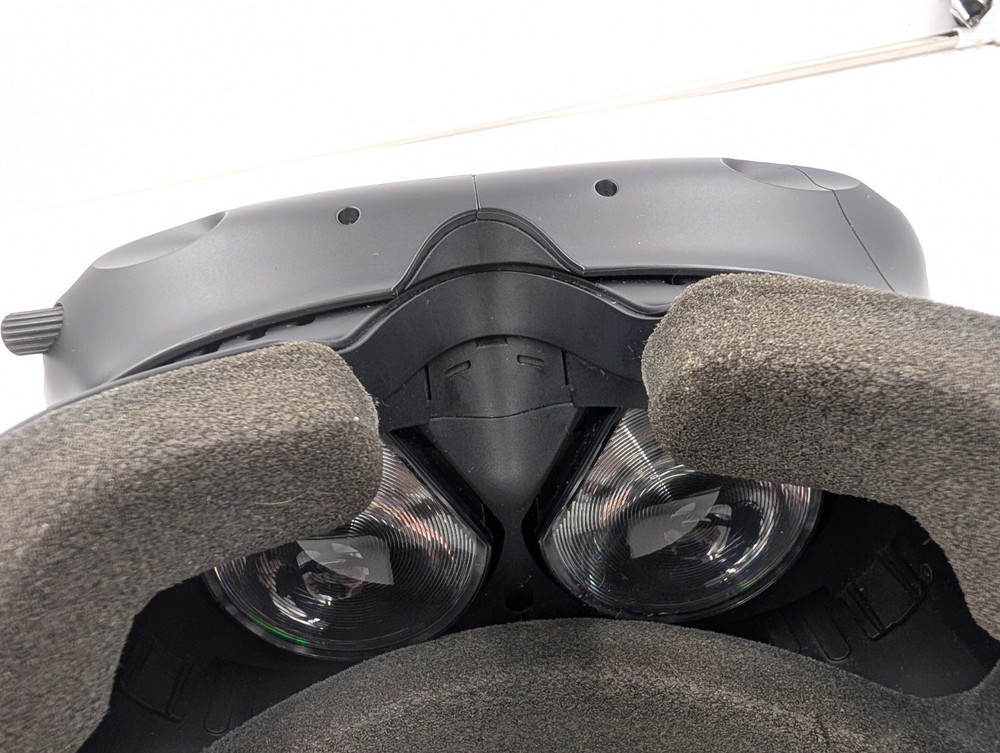 HTC Vive Virtual Reality Replacement Headset Only (260088)