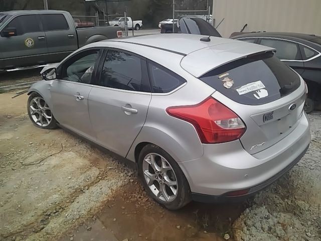 FOCUS 2014 Fuse Box Cabin 6590