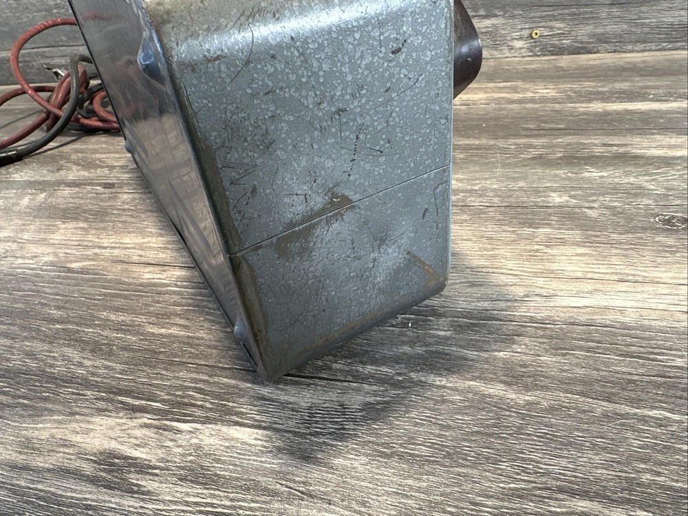 Vintage Sun Amp And Volt Tester Model VAT Untested