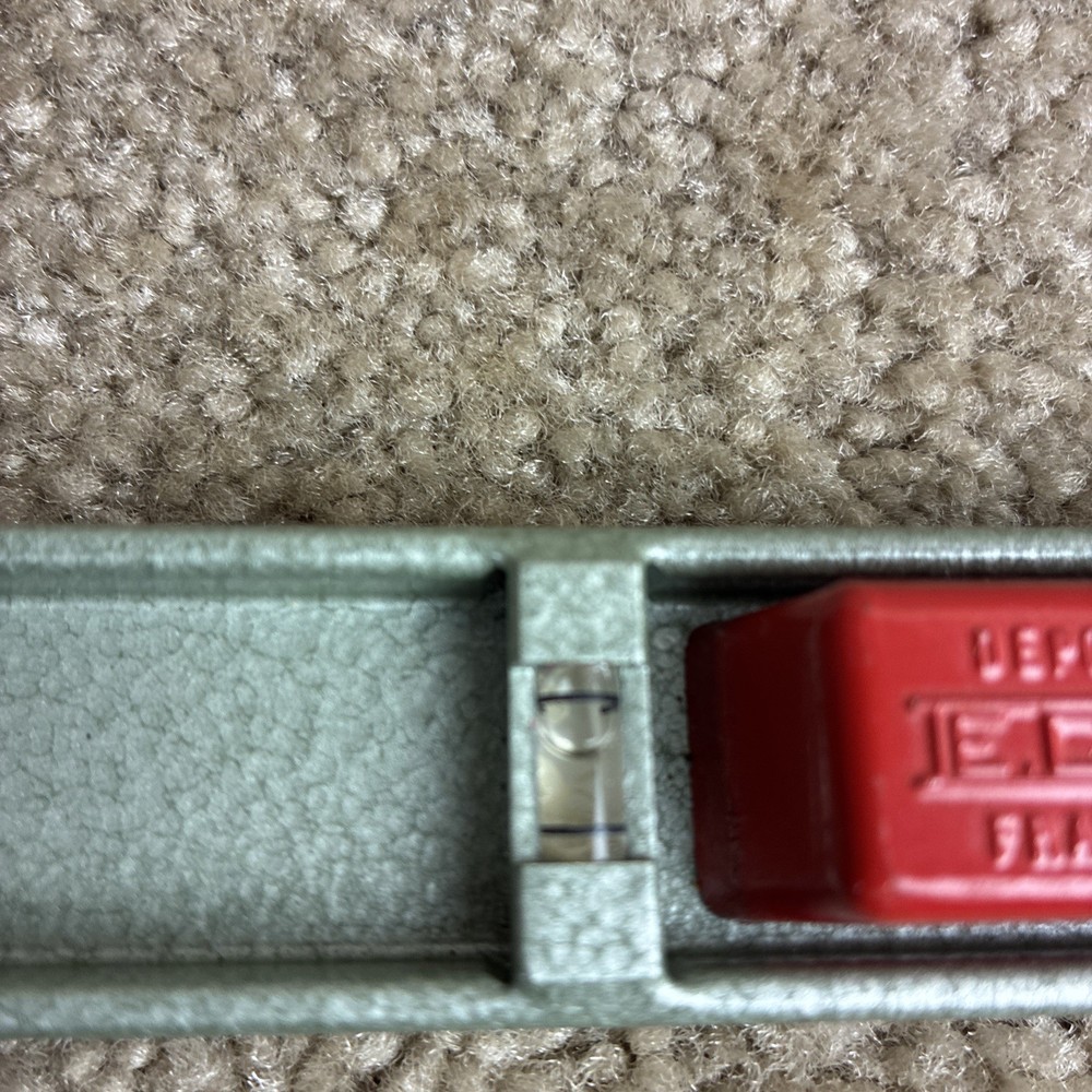 E.D.A. Precise Machinist Level Nice Condition