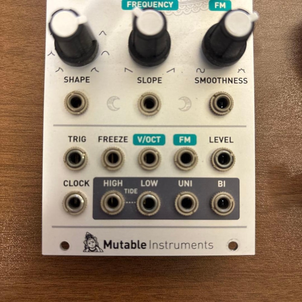 Mutable Instruments Tides mk1 modular synth 335157