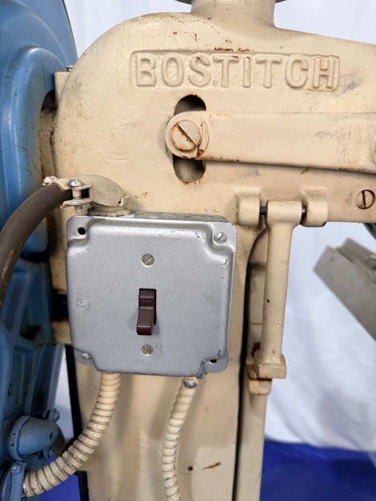 Bostitch Textron #7 AW heavy duty wire stitcher