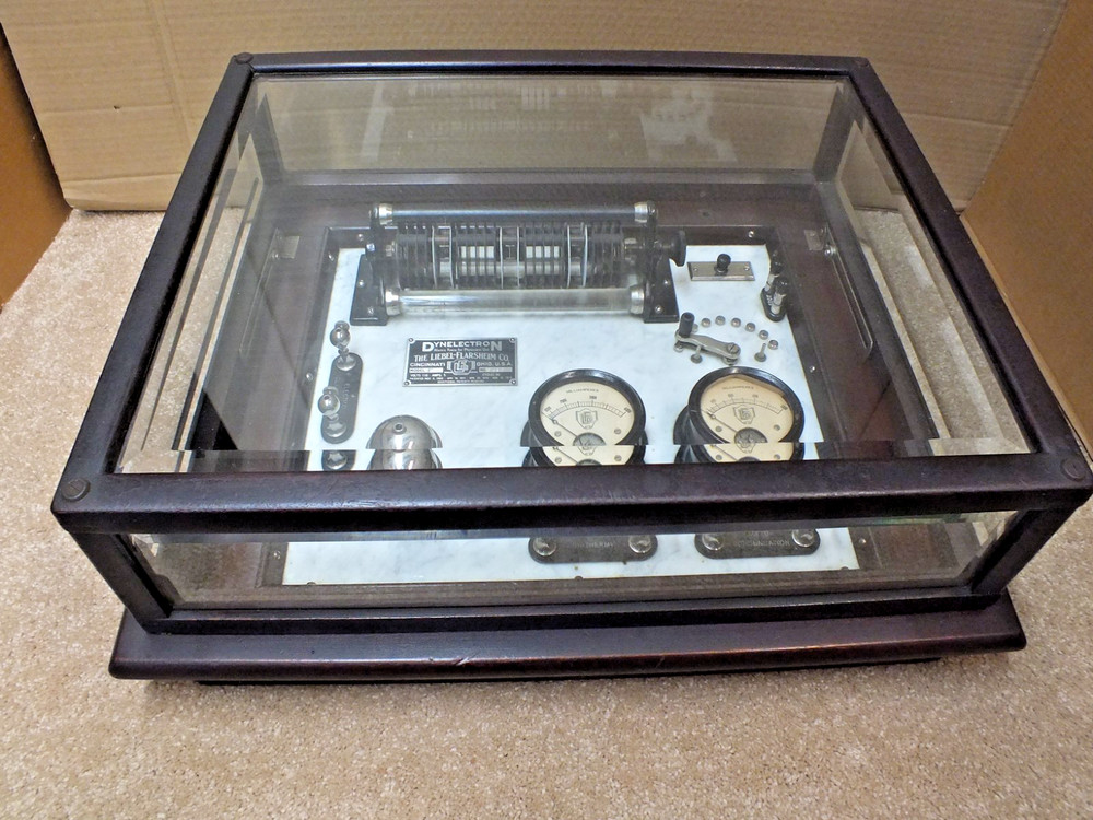 Antique Dynelectron Physicians Device with Atomic Force Control Panel c1913