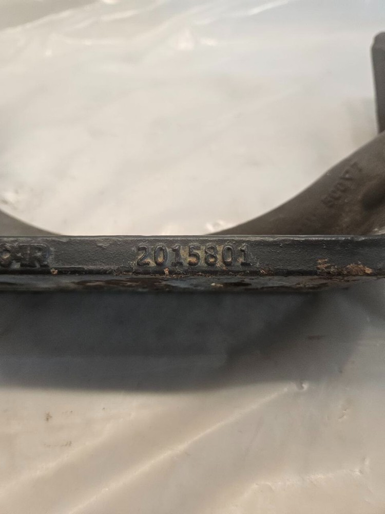 2015 Paccar MX-13 Diesel Engine Mount 2015801 OEM