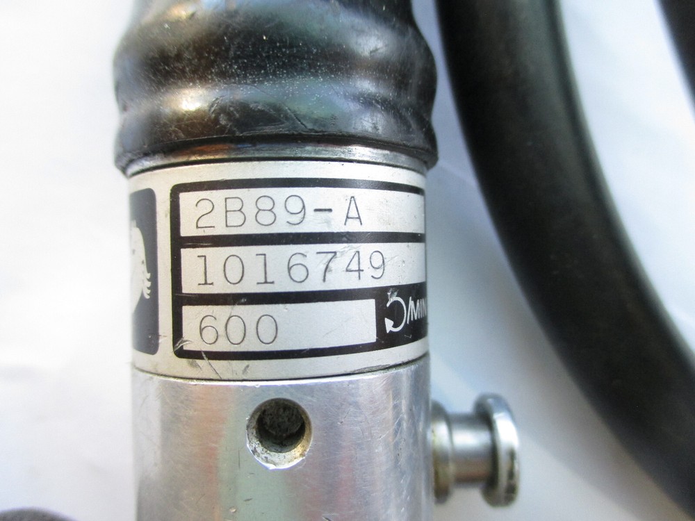DeSoutter Pneumatic / Air Inline Screwdriver / Driver / Nutrunner w/ Hose 2B89-A