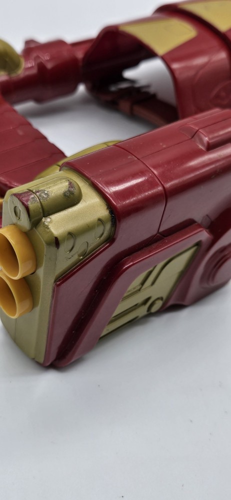 Marvel Iron Man Nerf Slide Blast Armor Dart Blaster 2015 Retractable Adjustable