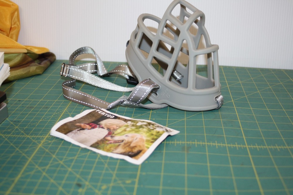 Fertgo  Dog Muzzle Gray, Soft, and Breathable  Size 6