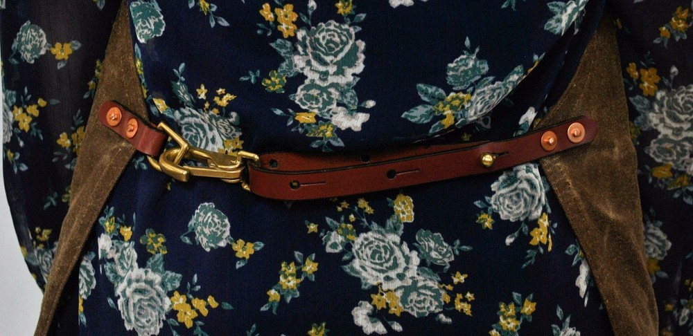 The MacBeth Women's Waxed Canvas Apron