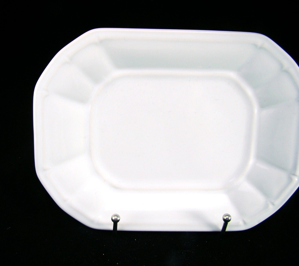 Pfaltzgraff Providence Rectangular Bread & Butter Dessert Plate(s)