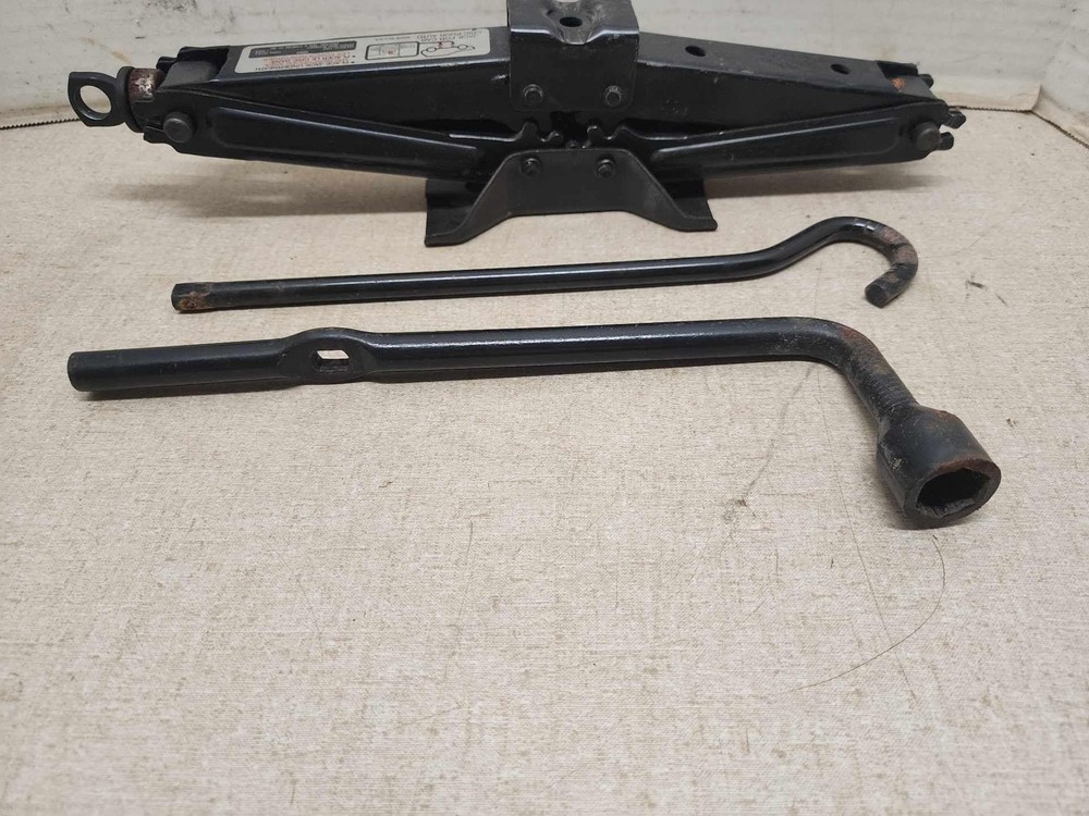 1999 HONDA ACCORD Jack Assembly With Tools