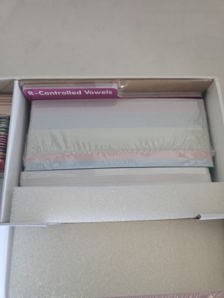 Lakeshore Phonics Word Card Library # AA139