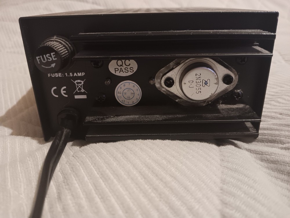 PYRAMID POWER SUPPLY FOR CB RADIO
