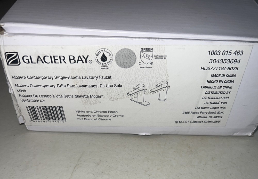 GlacierBay Contemporary Single Hole Single-Handle Low-Arc Chrome and White