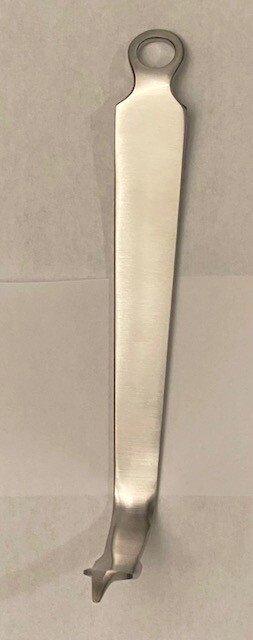 WM9671253--RIGHT ANGLE HOHMANN RETRACTOR