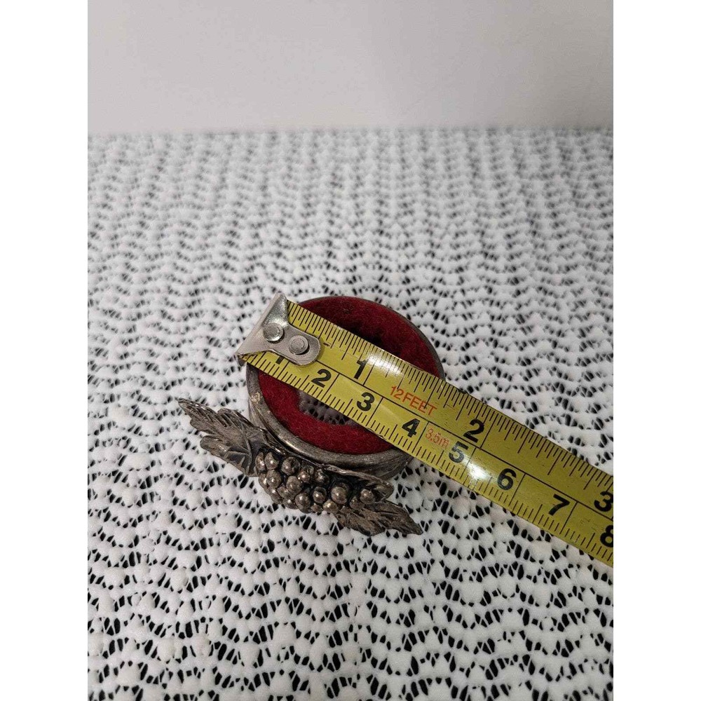 Decorative Fruit Wine Cork and Metal Grape Collar Accessories