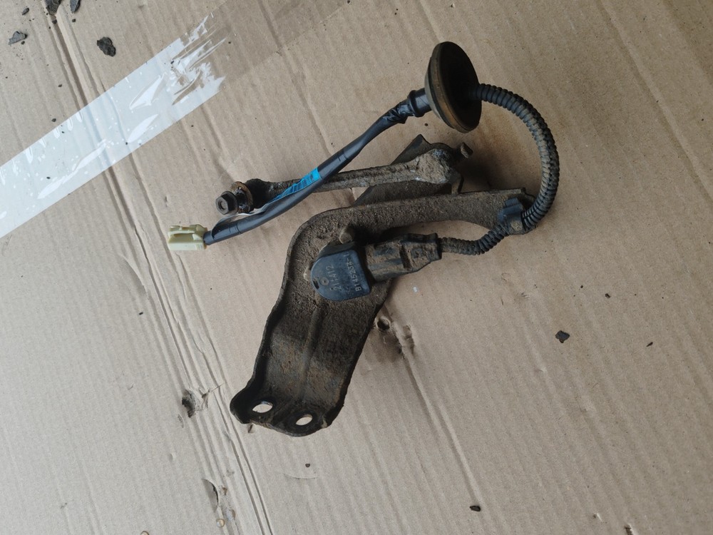 MITSUBISHI OUTLANDER 2013 MK3 REAR HEADLIGHT LEVEL SENSOR