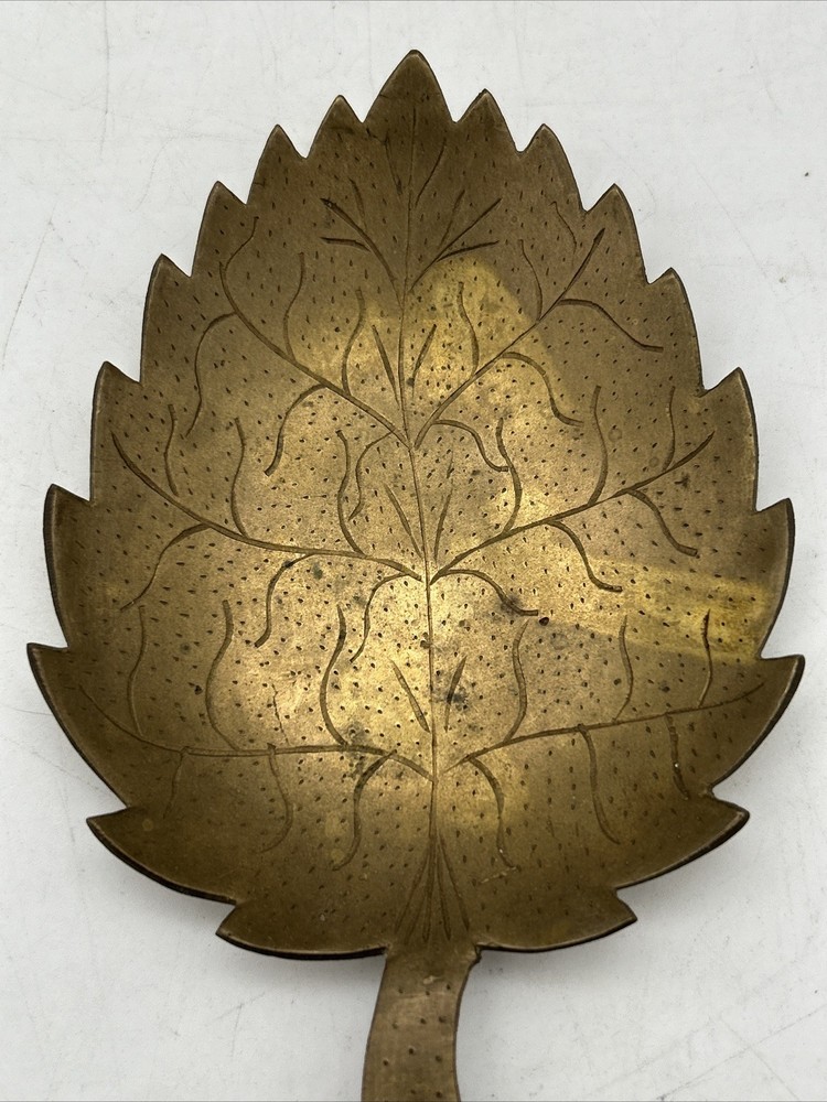 Solid Brass Leaf Shaped Dish Plate 6x4”