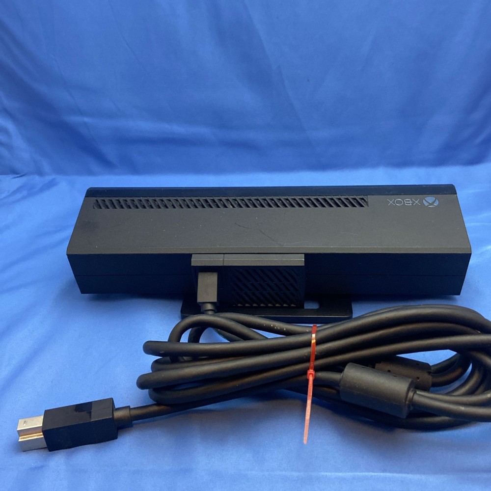 Microsoft Xbox One Kinect Wired Motion Sensor Black Model 1520 OEM- Ships Fast