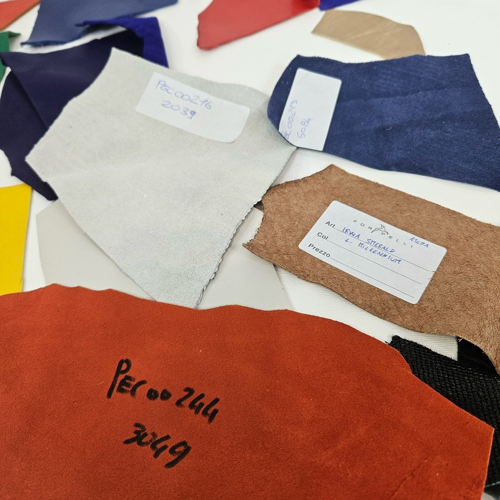 Genuine Leather Scraps Bits Small/Tiny Samples Crafts 15 oz Total