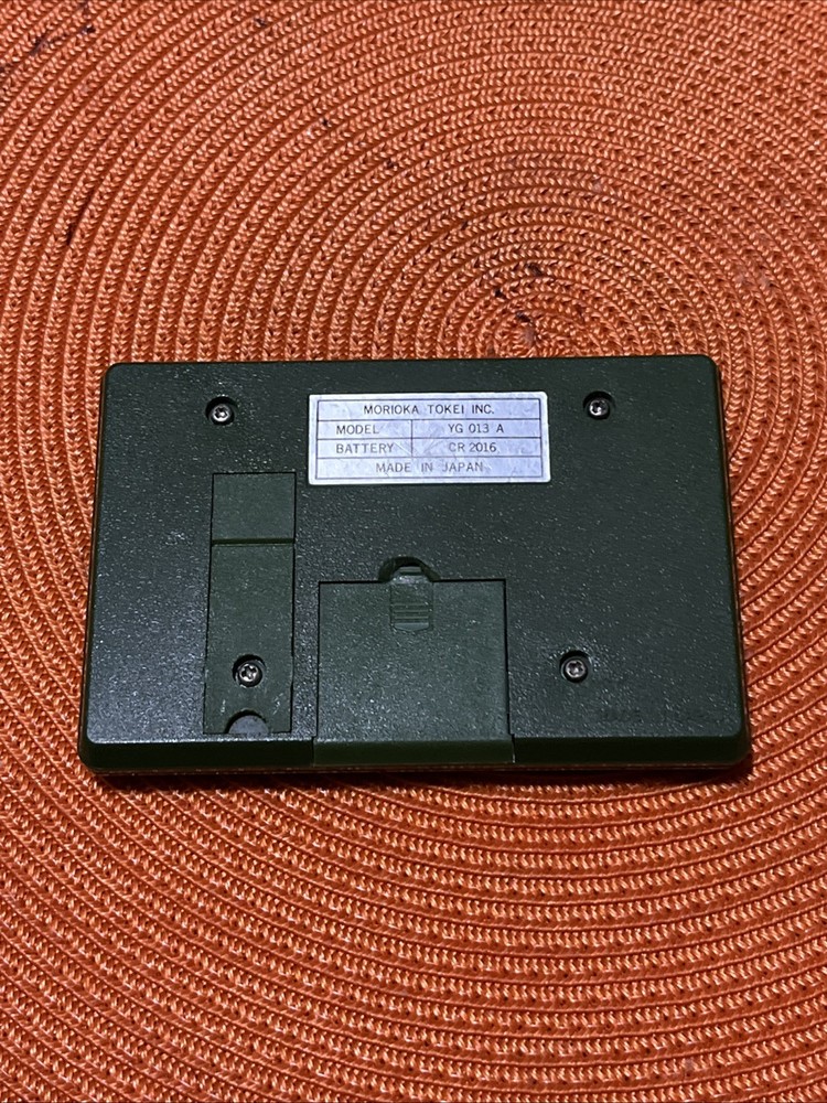 Game & Time Spouting Whale LCD Game Matsushima