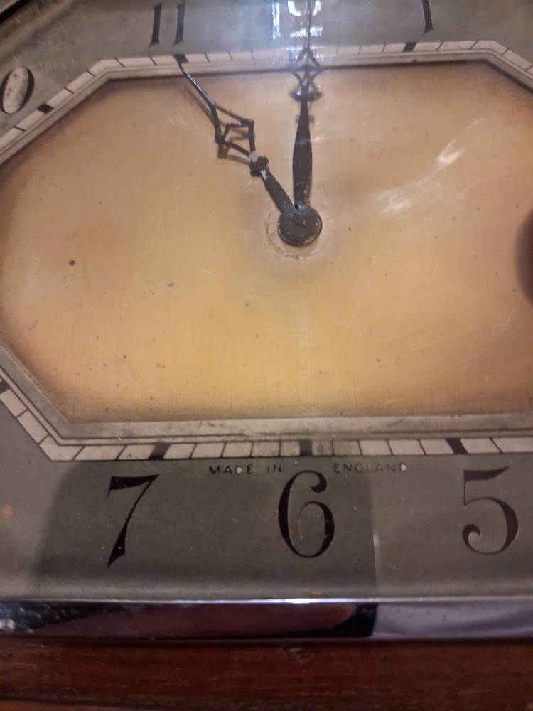 Stunning Vintage Art Deco Wind Up Mantle Clock, Working