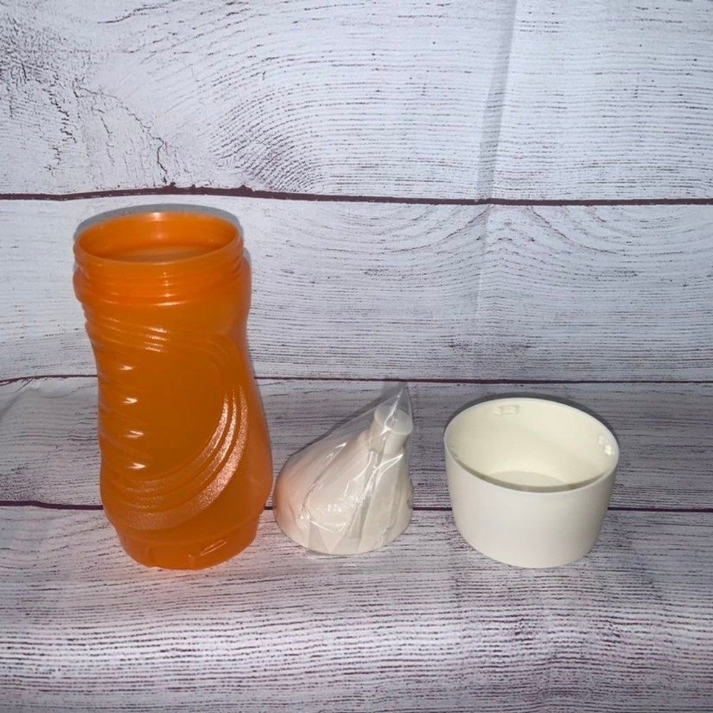Tupperware 14oz Water Bottle Orange