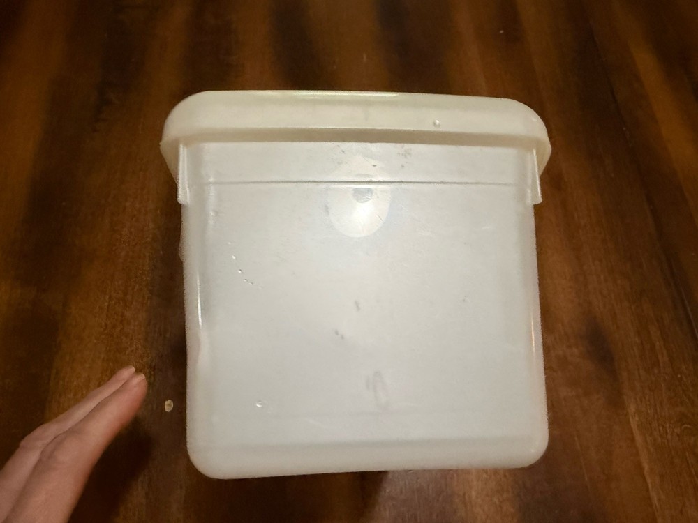 Huggies Baby Wipes Container White Plastic Flip Lid Refillable EMPTY