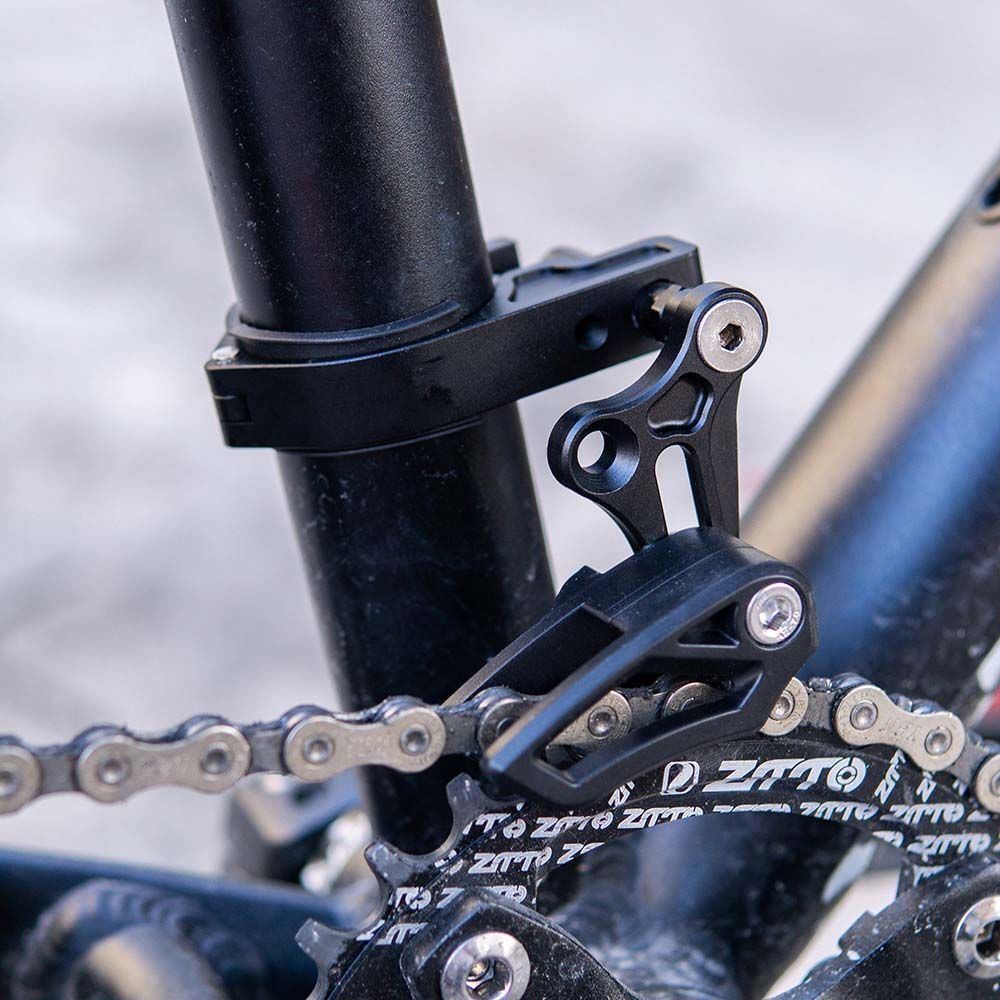 MTB Bicycle Chain Guide Chain Frame Protector Cover Clamp Black Chain Guide.