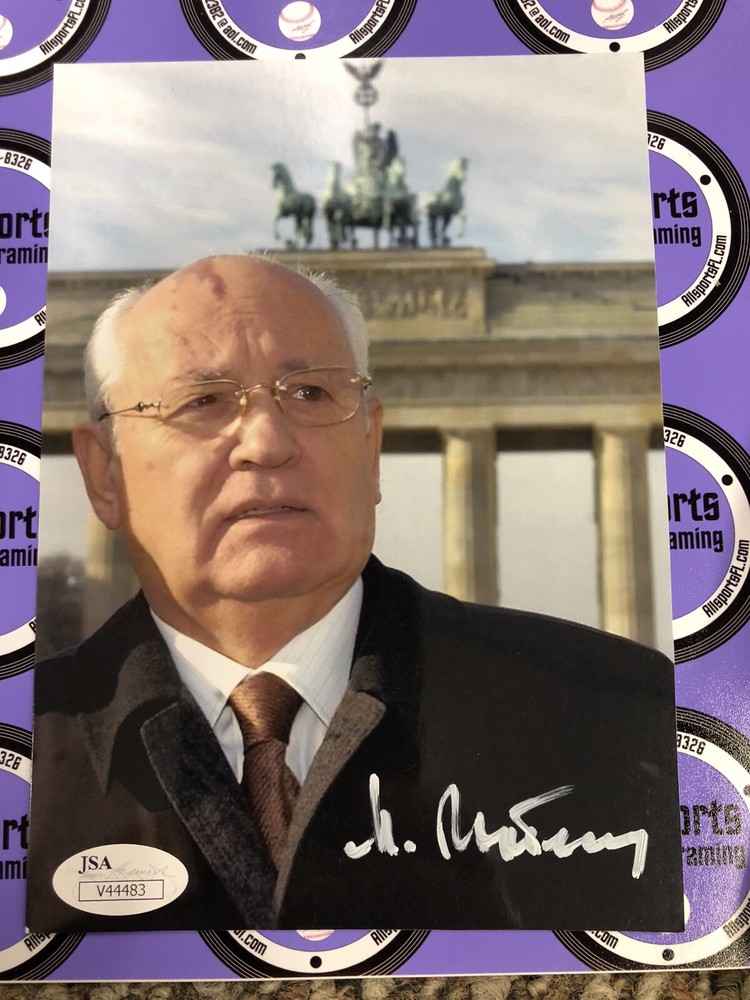 Mikhail Gorbachev Signed Autographed 5x7 Photo JSA V44483