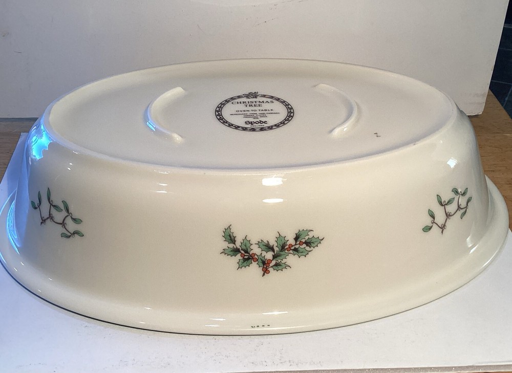 Spode Christmas Tree Oval Vegetable Baker Original Box