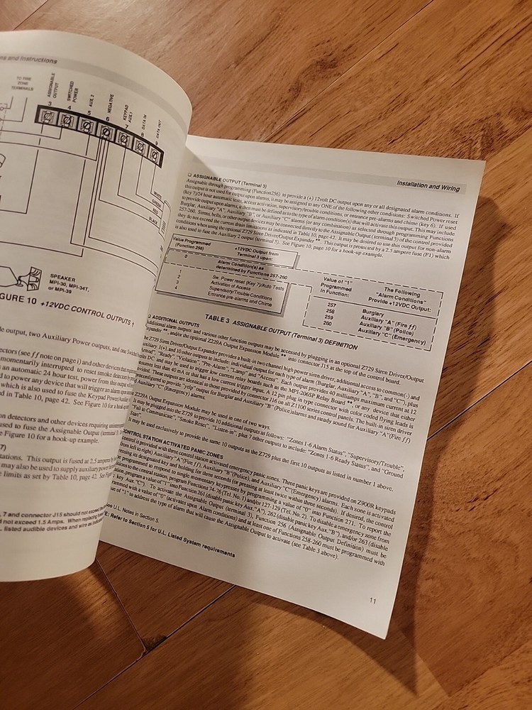 Aritech Moose Z900 Specifications & Instructions Manual