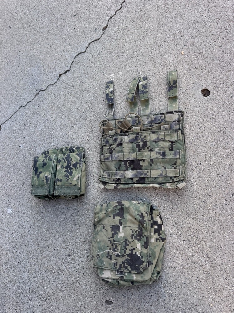 Eagle Industries AOR2 Pouch Lot