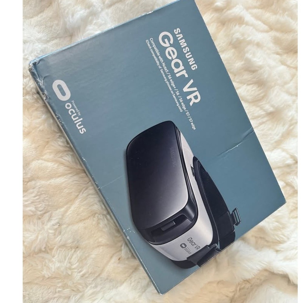 Samsung Gear VR Headset
