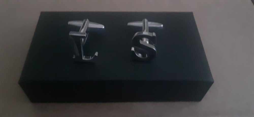 Cufflinks