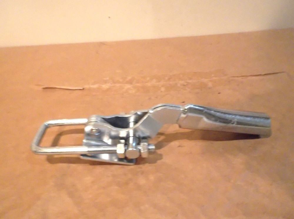 Toggle Latch Clamp 900Kg 1980lbs Capacity Pull Action Adjustable JSES GH-40341