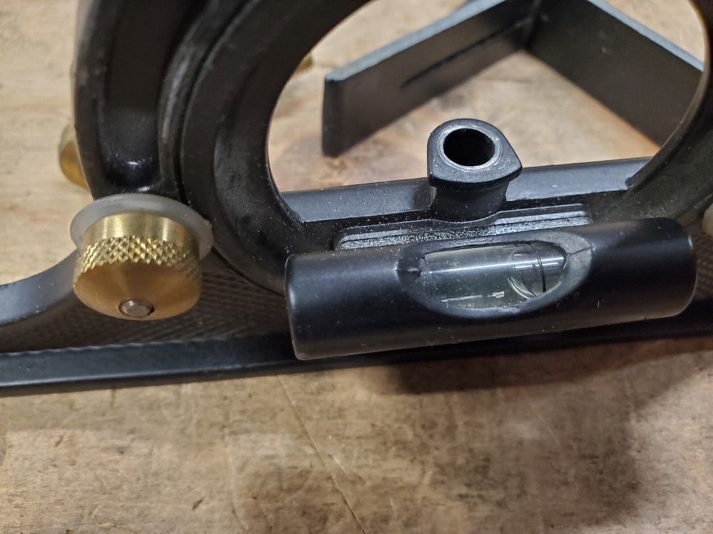 PROTRACTOR & DIVIDER HEAD FOR STEEL RULES, COMBINATION SQUARE w/hardware