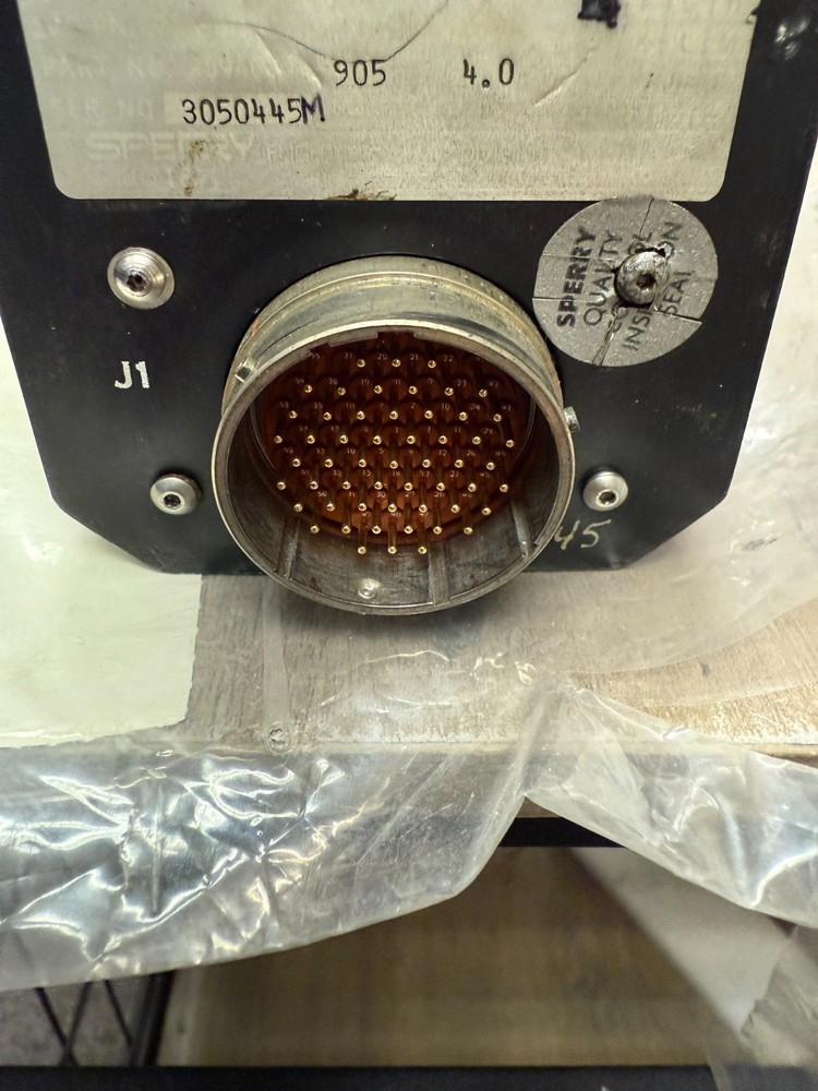 SPERRY RAND Barometric Altitude Indicator 2594620-905 UNTESTED READ