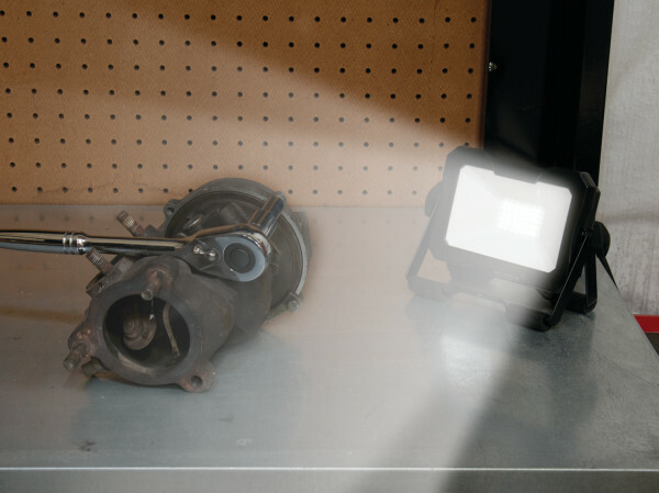 Titan 36013 1500 Lumen LED Work Light