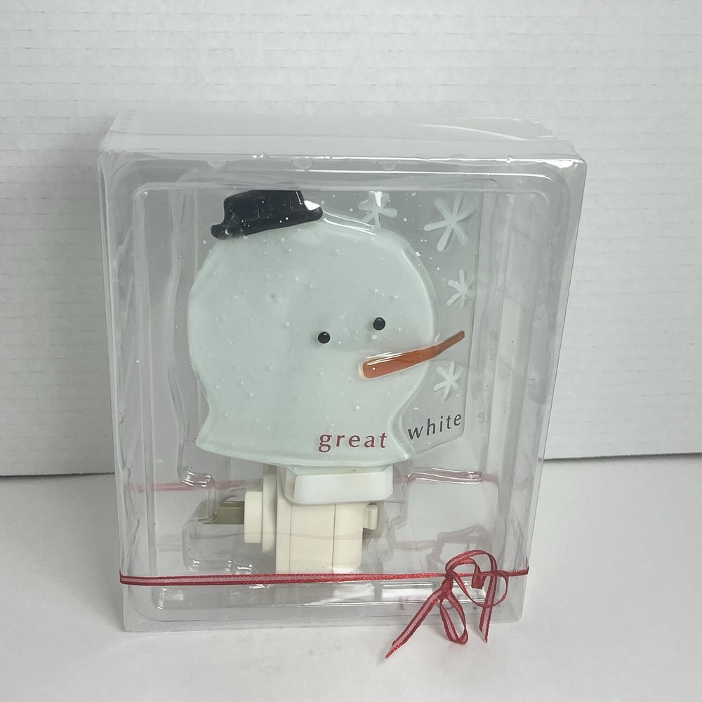 Cannon Falls Ice Quips Plug In Night Light Snowman “Great White” NIB