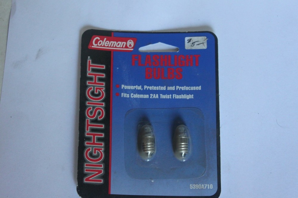 COLEMAN NIGHT SIGHT 2 AA FLASHLIGHT BULBS NOS (CH)