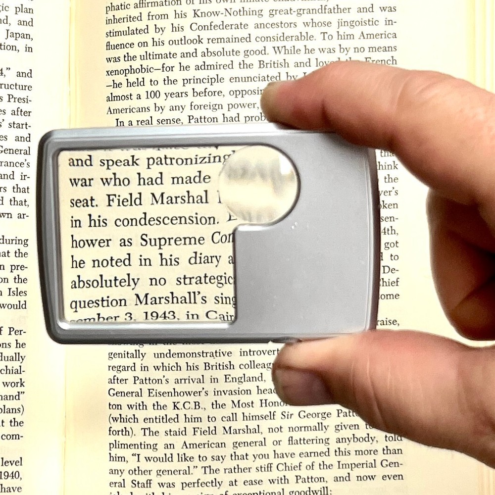 3x 5x Folding Pocket Magnifier Bright LED,  Storage Case for Reading Text Menus