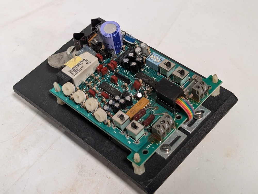 IDenticard Systems Inc. Door Entry Security Card Reader PCB Control Board Module