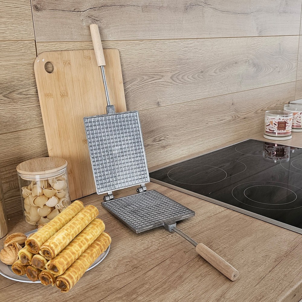 RECTANGULAR ALUMINUM WAFFLE IRON FOR WAFFLE ROLLS MAKING ON THE STOVE