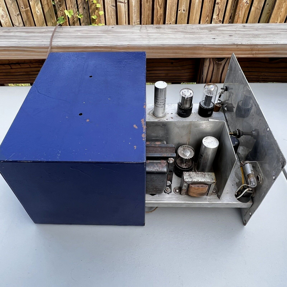 EICO Model 377 Audio Generator Sine and Square Wave Vintage Powers On